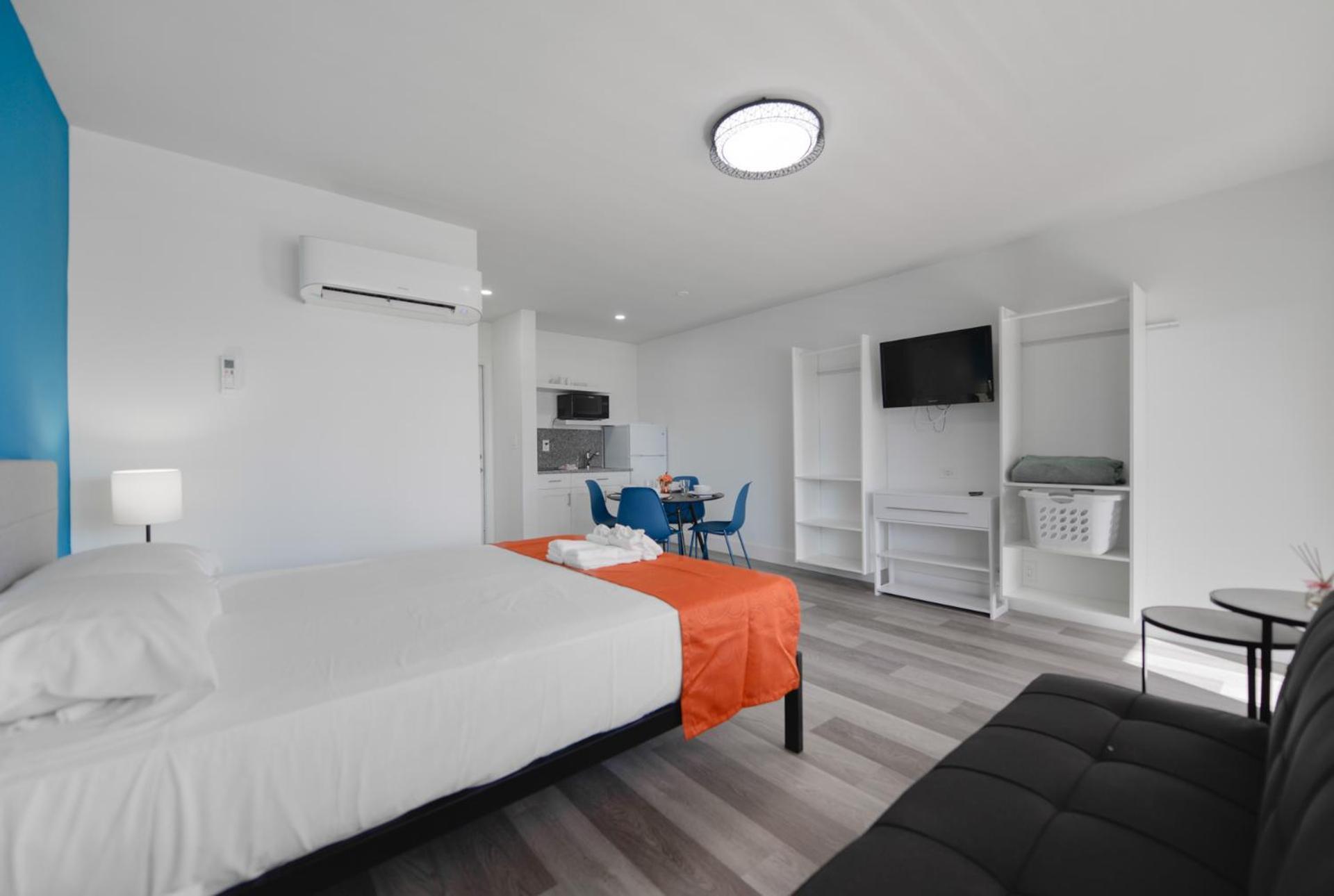 Amazing Balcony Studio At The Beach With Parking -M44 好莱坞 外观 照片